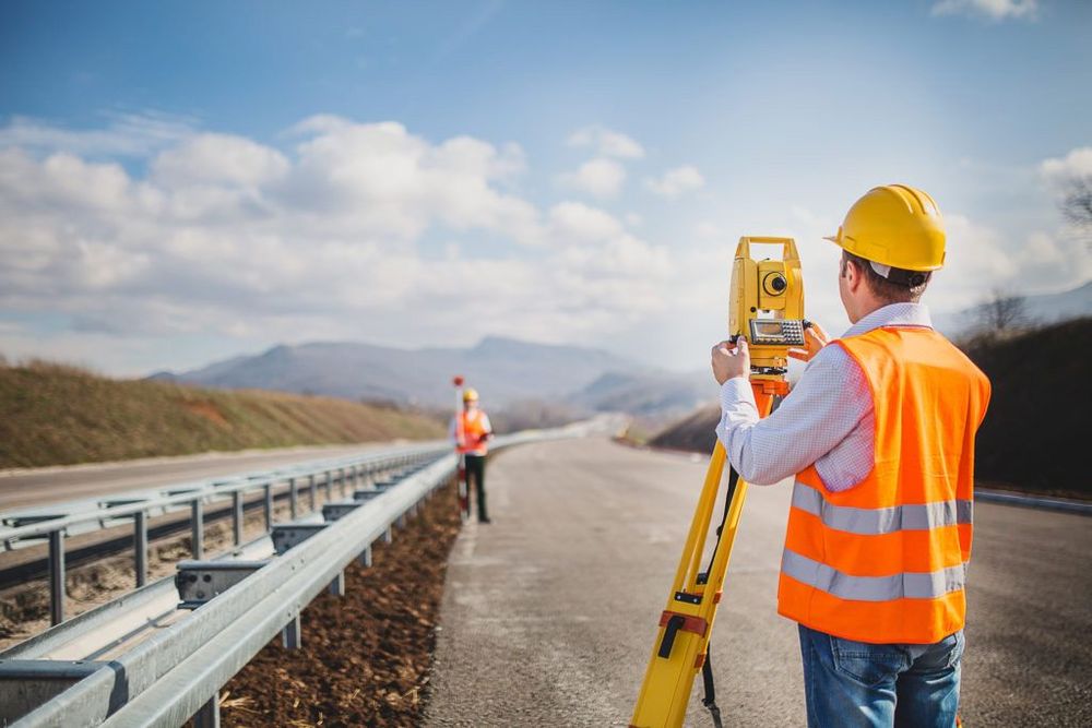 Surveyor with total station - Pointorama Point Clouds